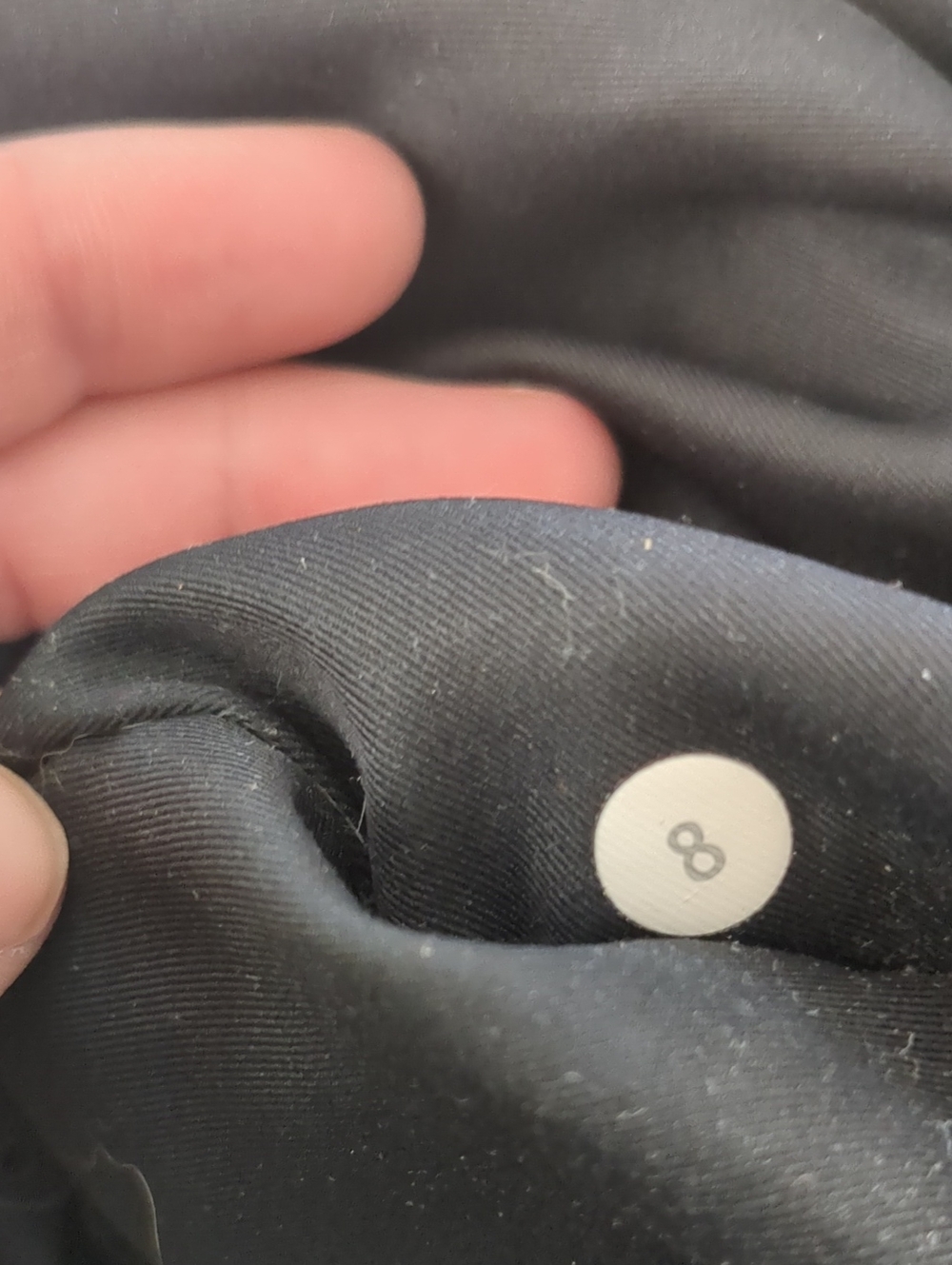 Lulu Shorts With Pocket Detail - Picture 7 of 7